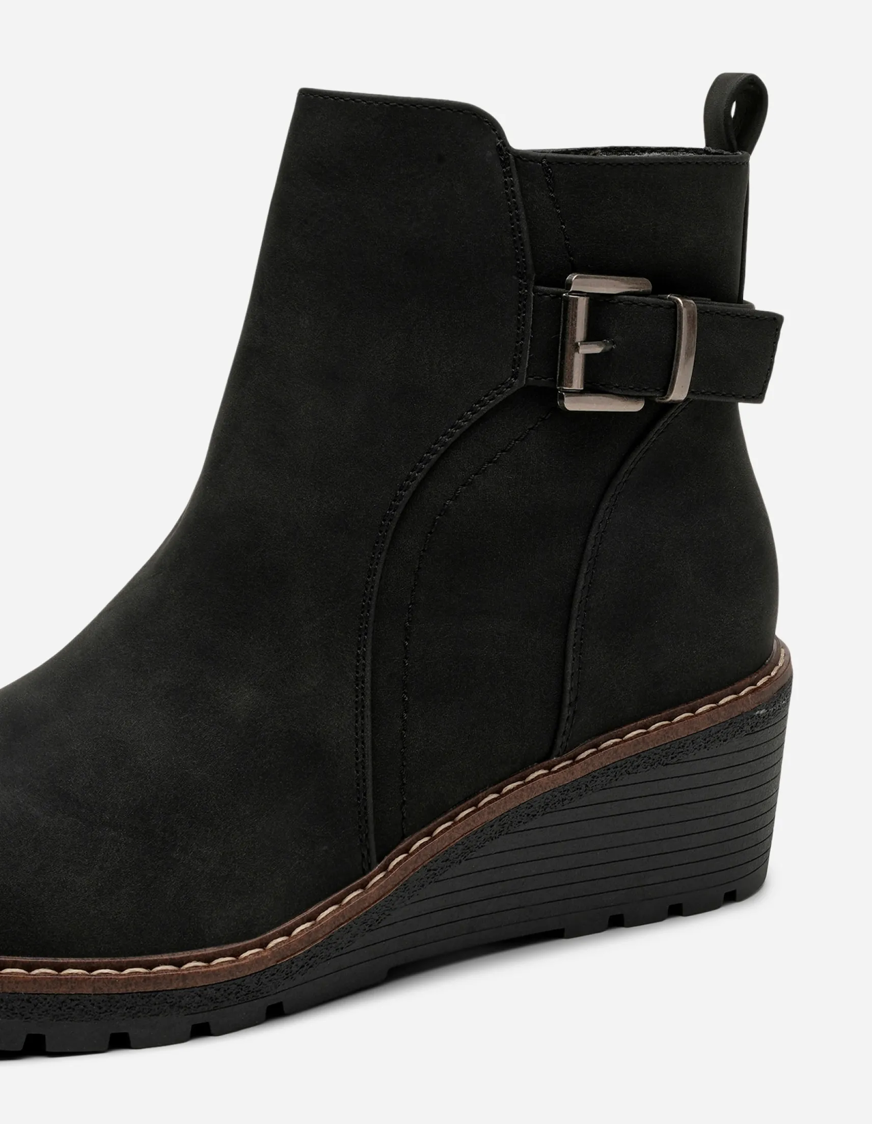 CLOU, Boots med spänne