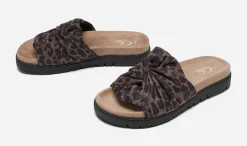 CLOU, Sandaler