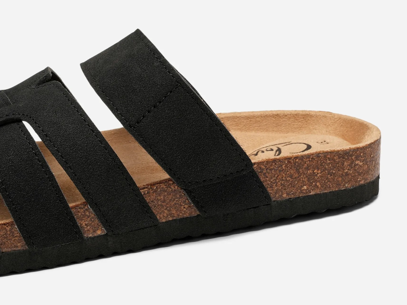 CLOU, Sandaler