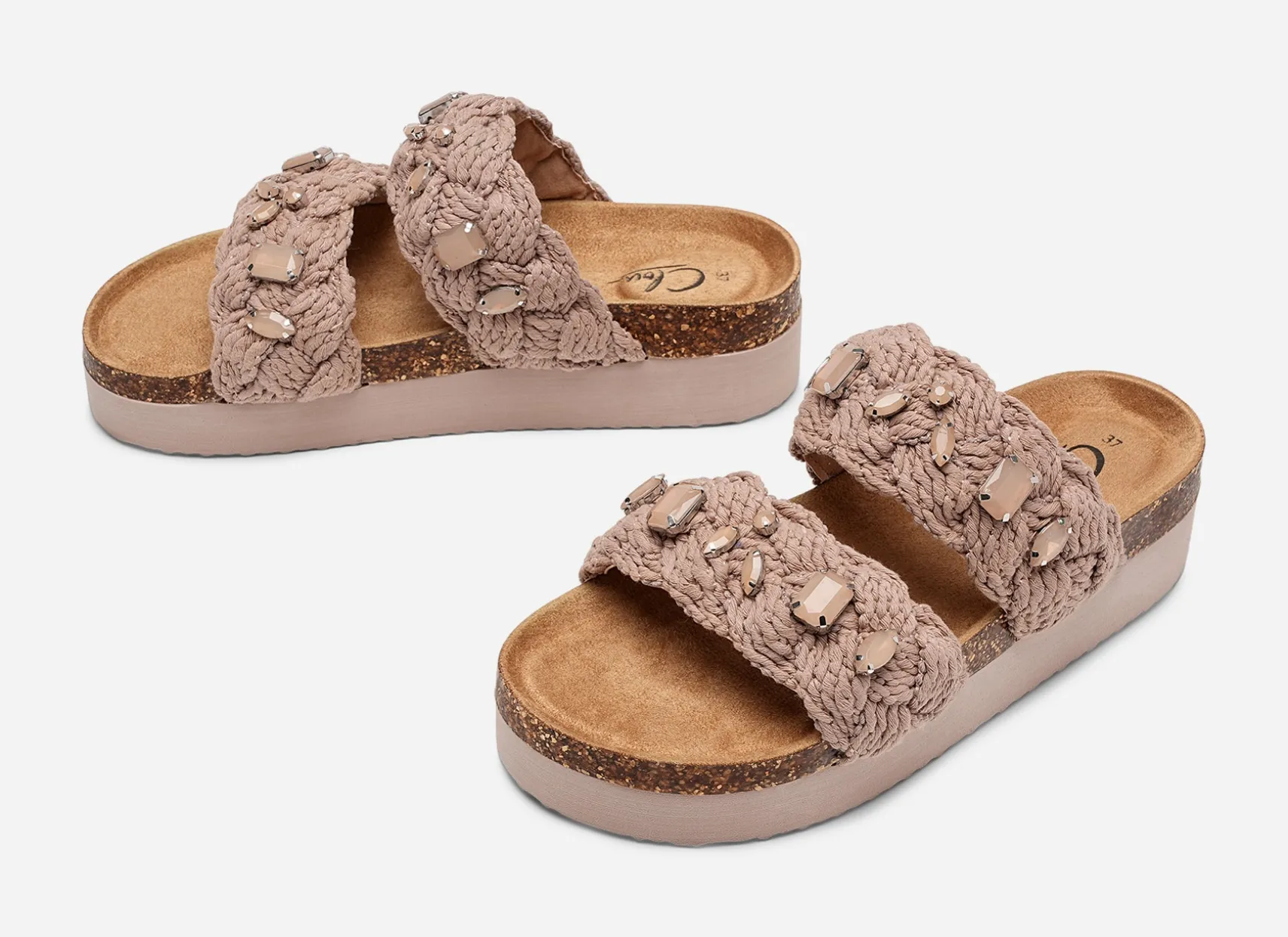 CLOU, Sandaler