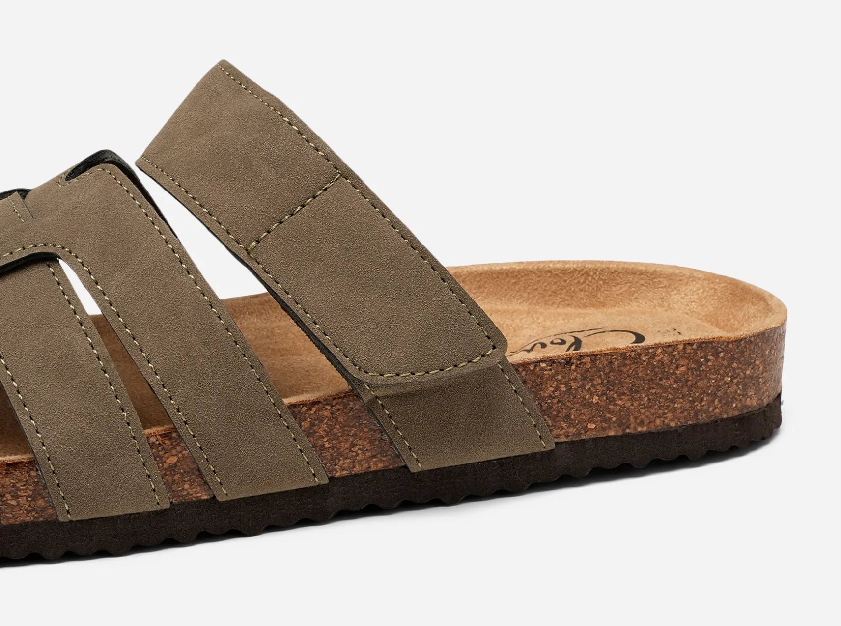 CLOU, Sandaler