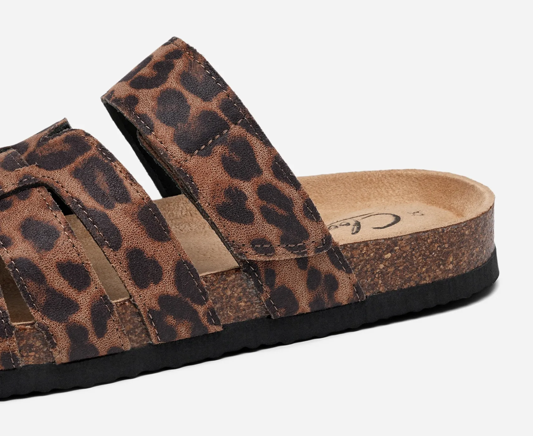 CLOU, Sandaler