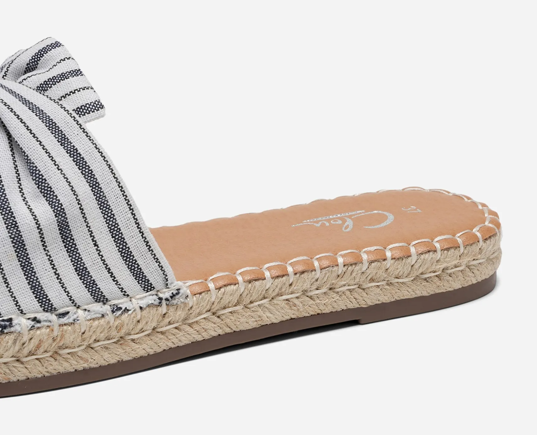 CLOU, Sandaler med repsula