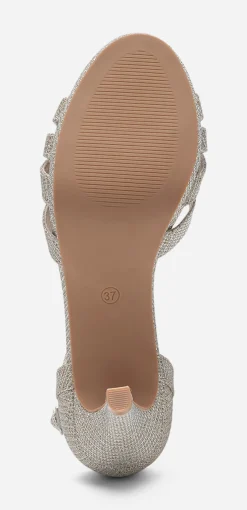 CLOU, Sandaletter