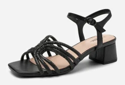 CLOU, Sandaletter