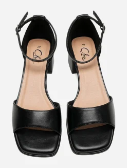 CLOU, Sandaletter
