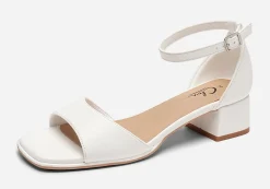 CLOU, Sandaletter