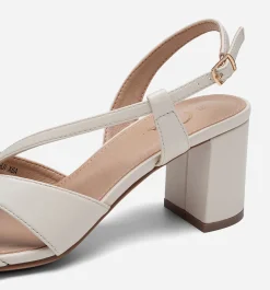 CLOU, Sandaletter med remmar
