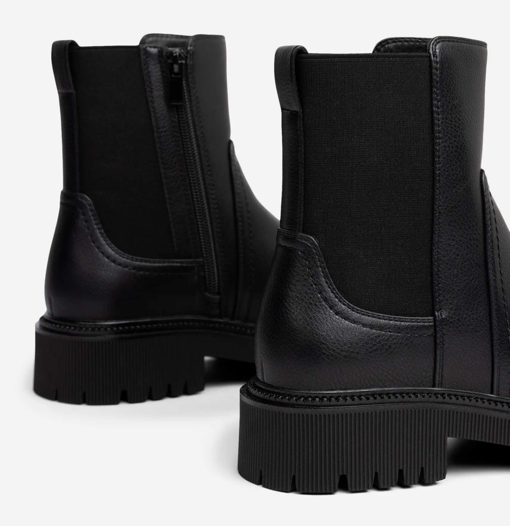 CLOU, Varmfodrade boots