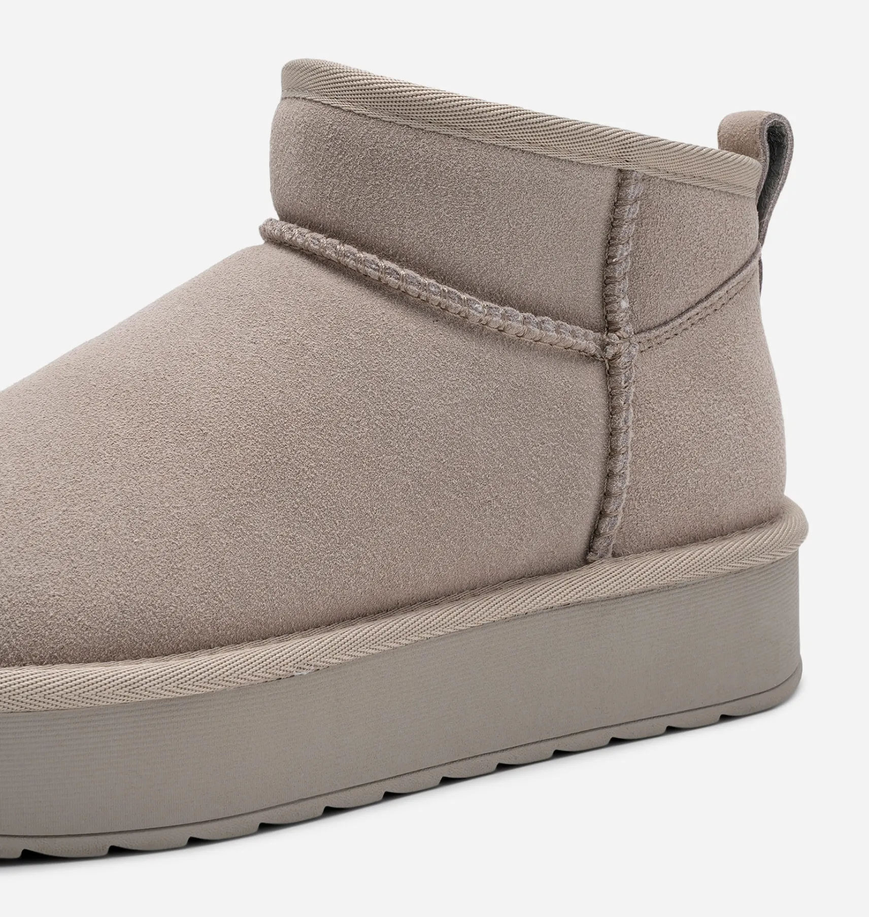 CLOU, Varmfodrade boots