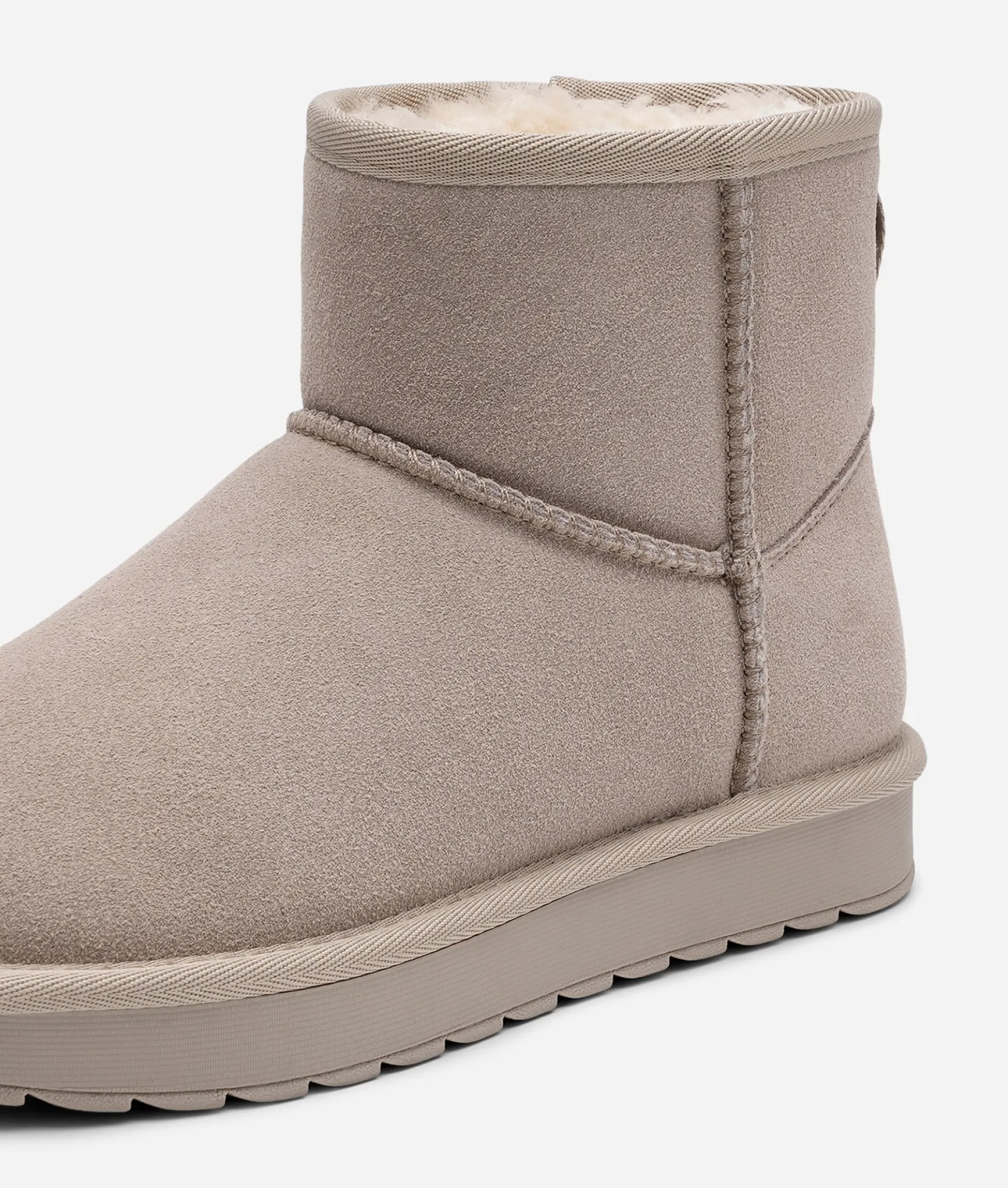 CLOU, Varmfodrade boots