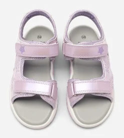 FROZEN, Blinkande sandaler