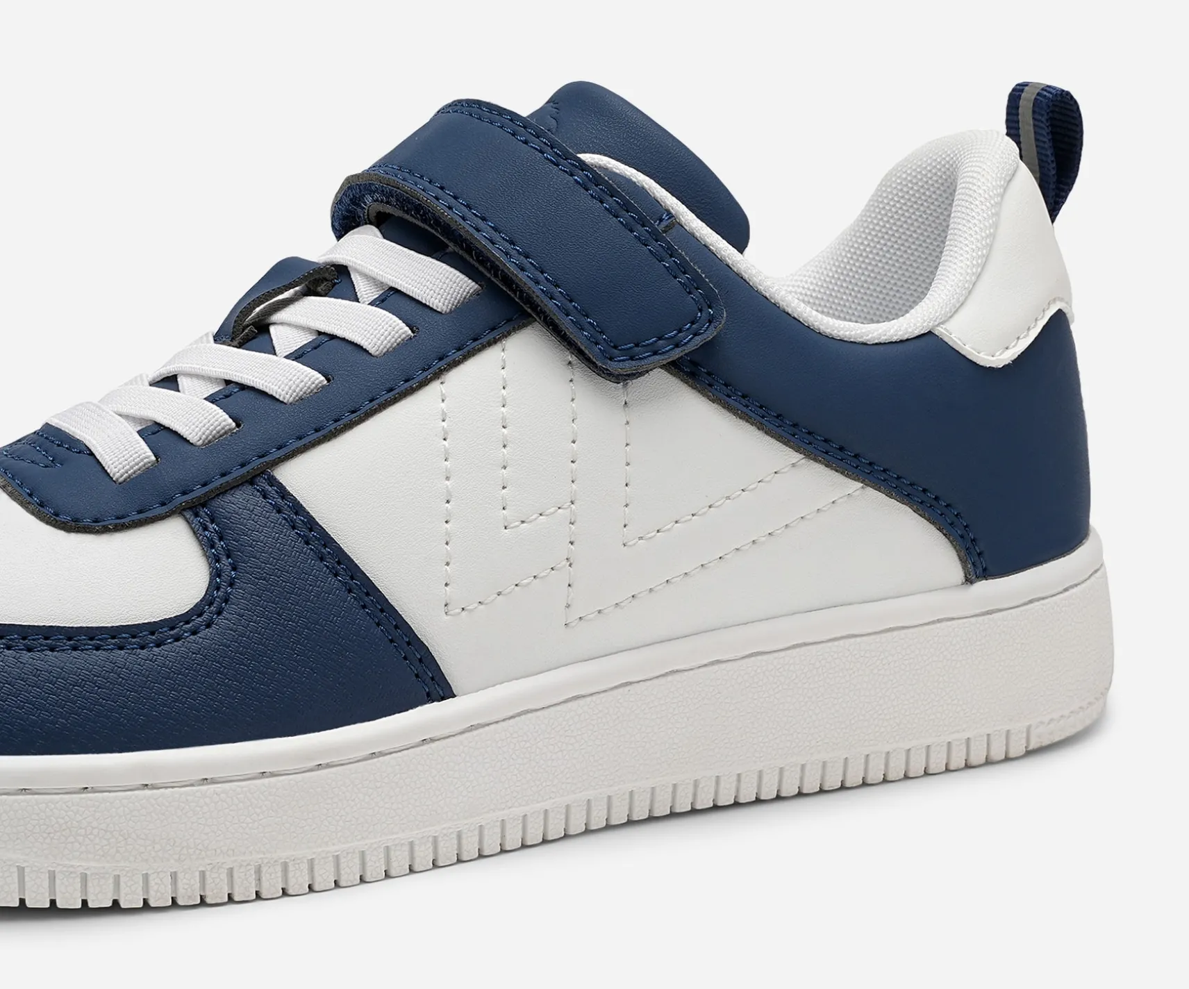 LEJON, Sneakers