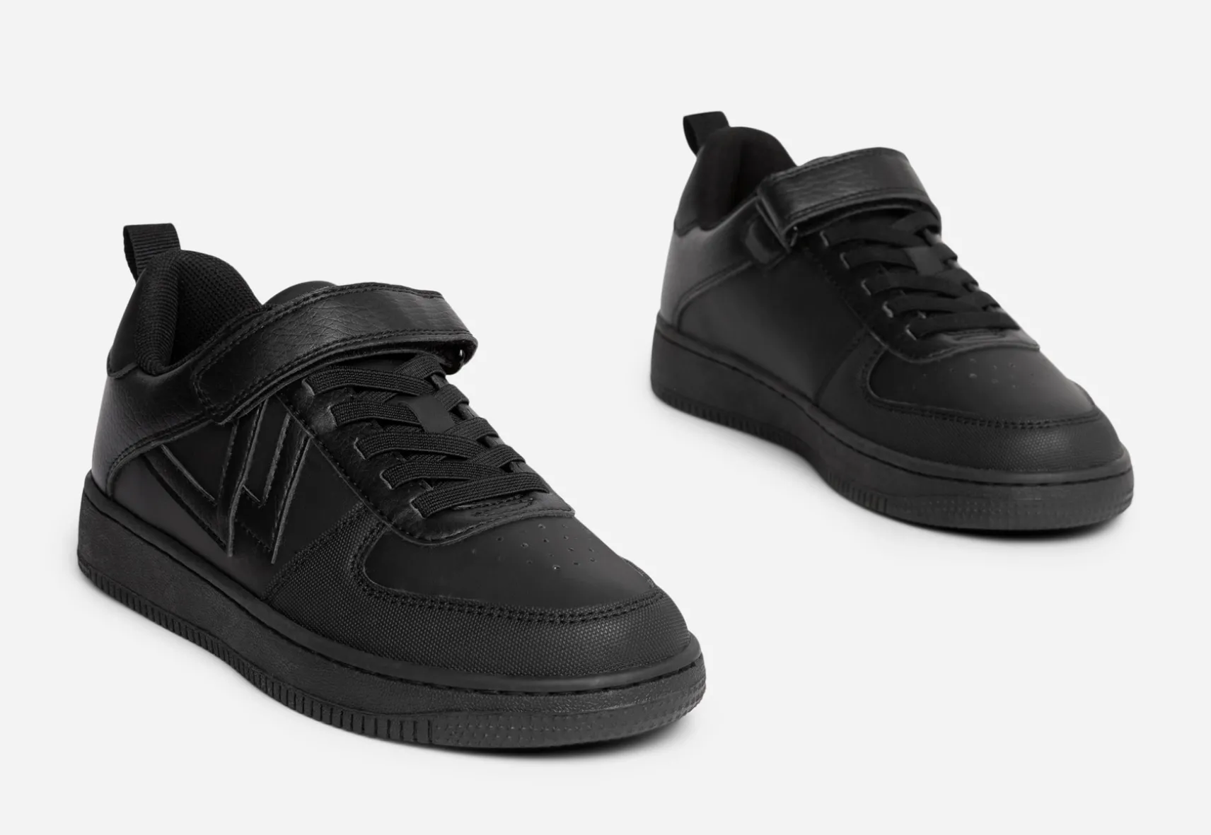 LEJON, Sneakers