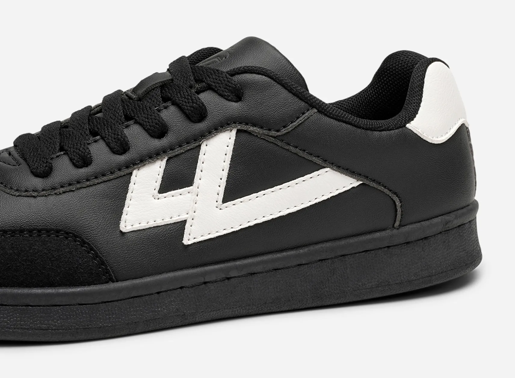 LEJON, Sneakers