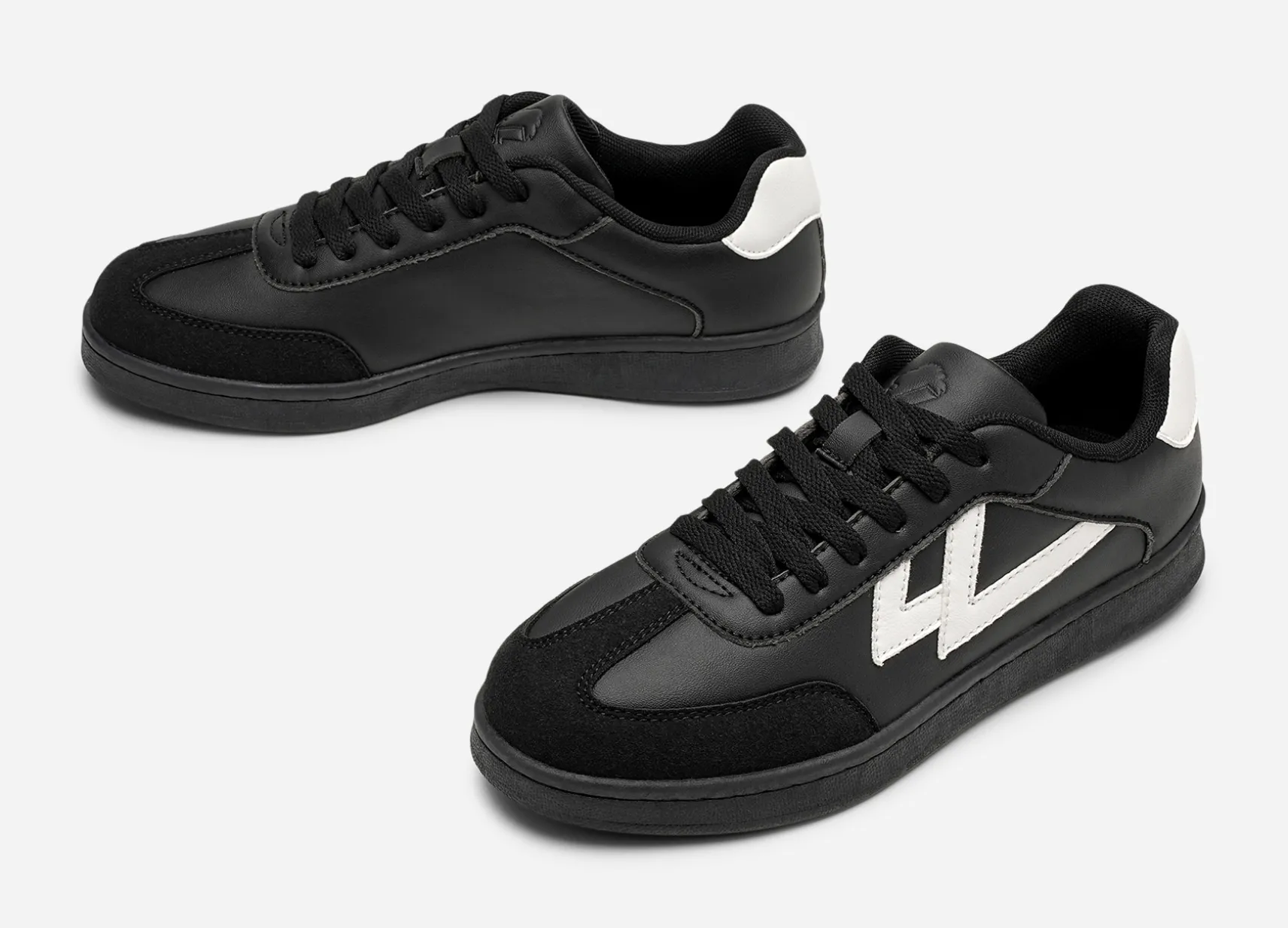 LEJON, Sneakers