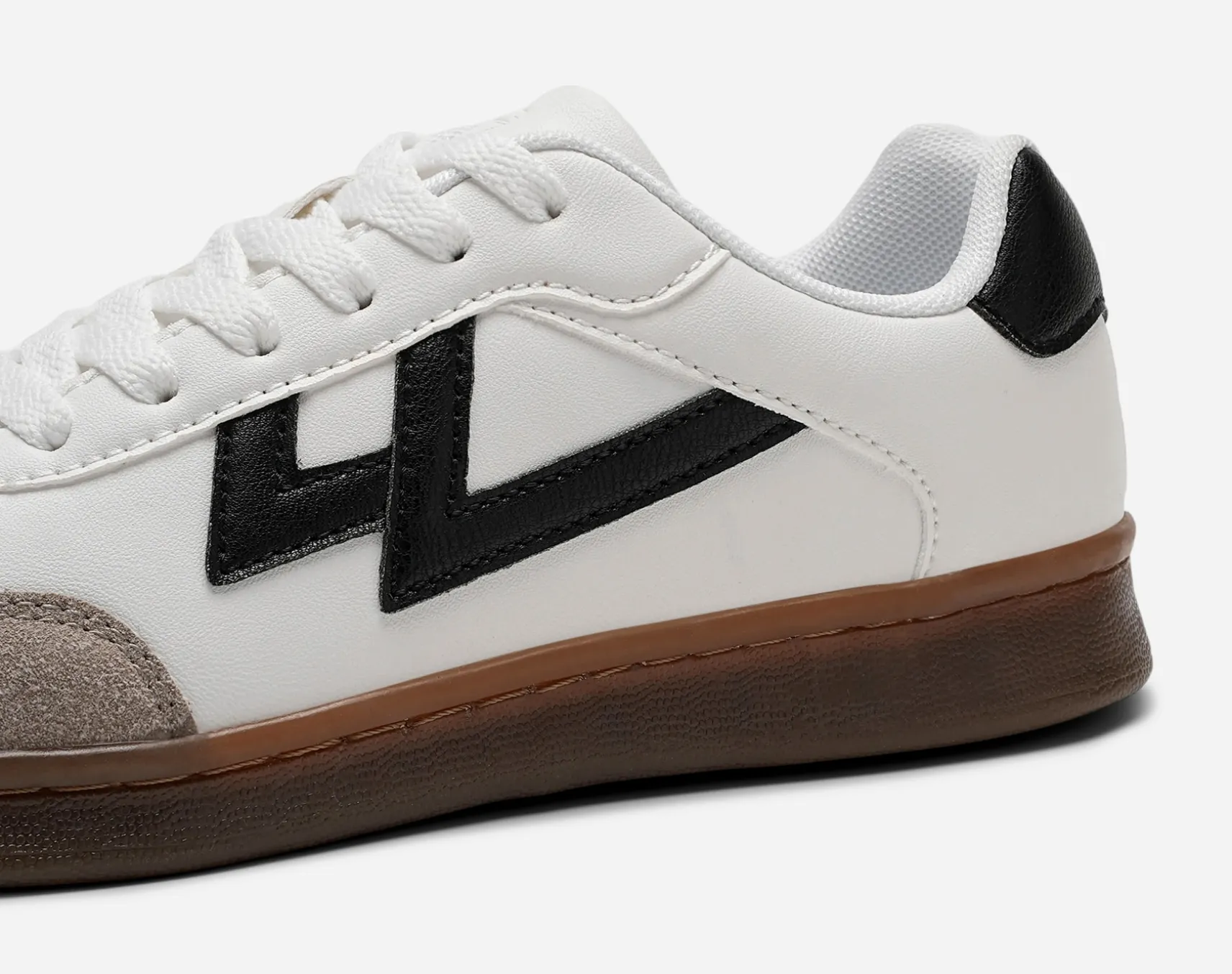 LEJON, Sneakers
