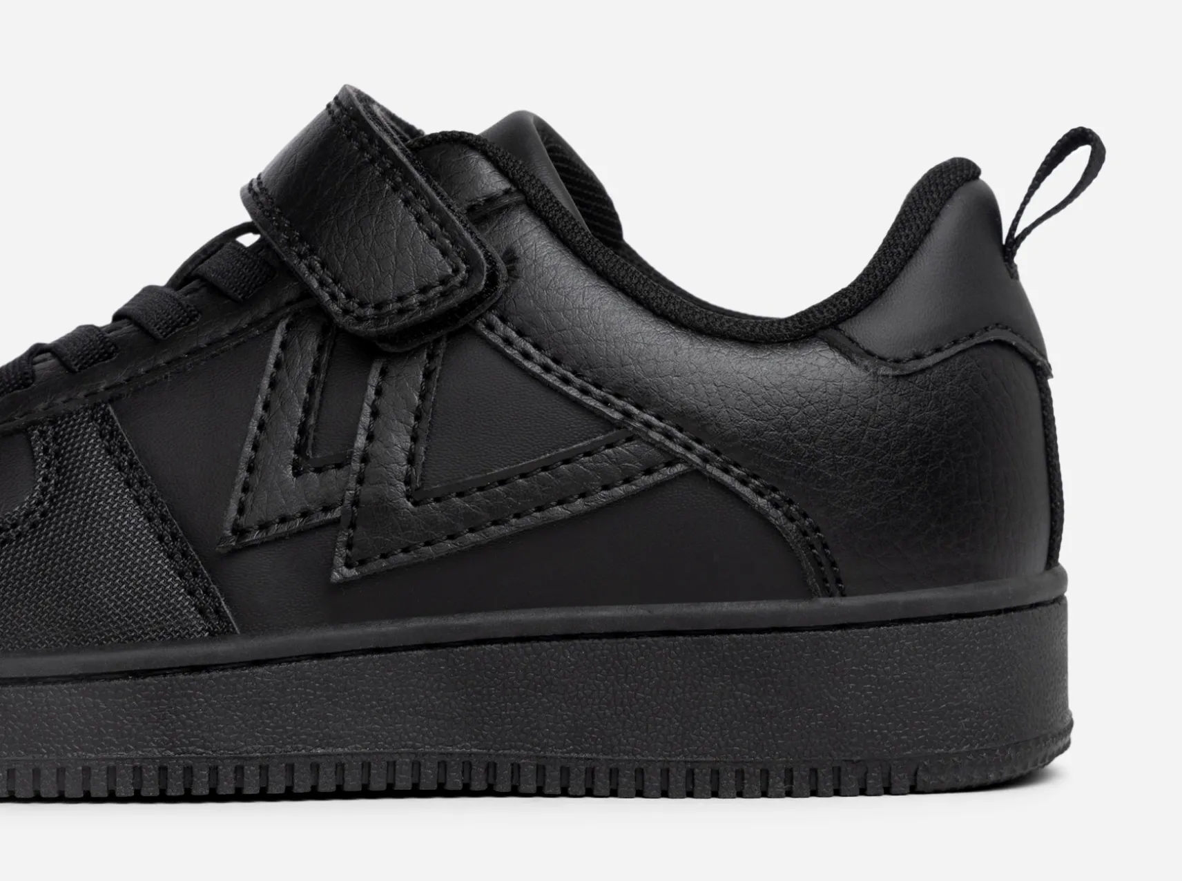 LEJON, Sneakers