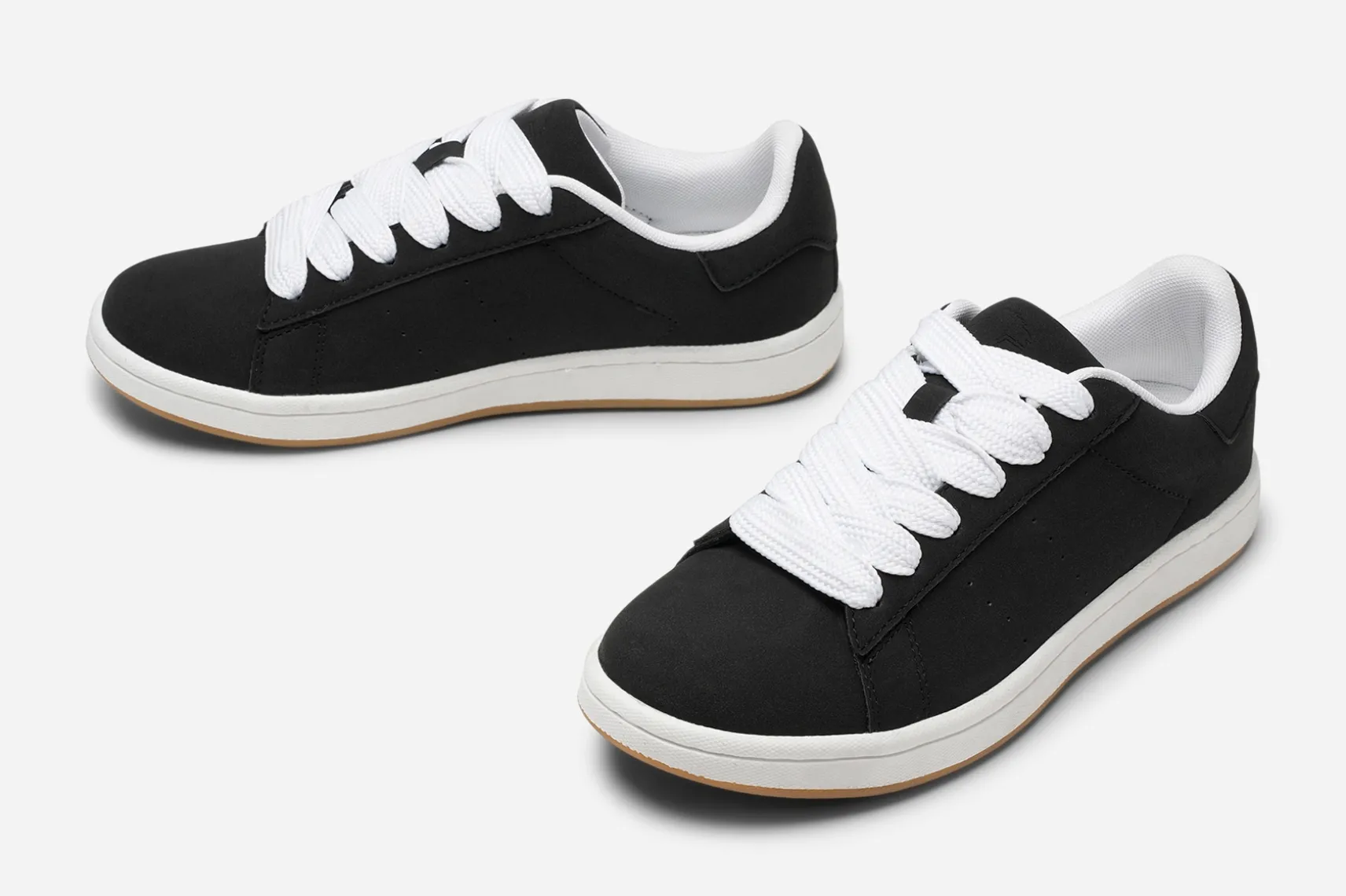 LEJON, Sneakers