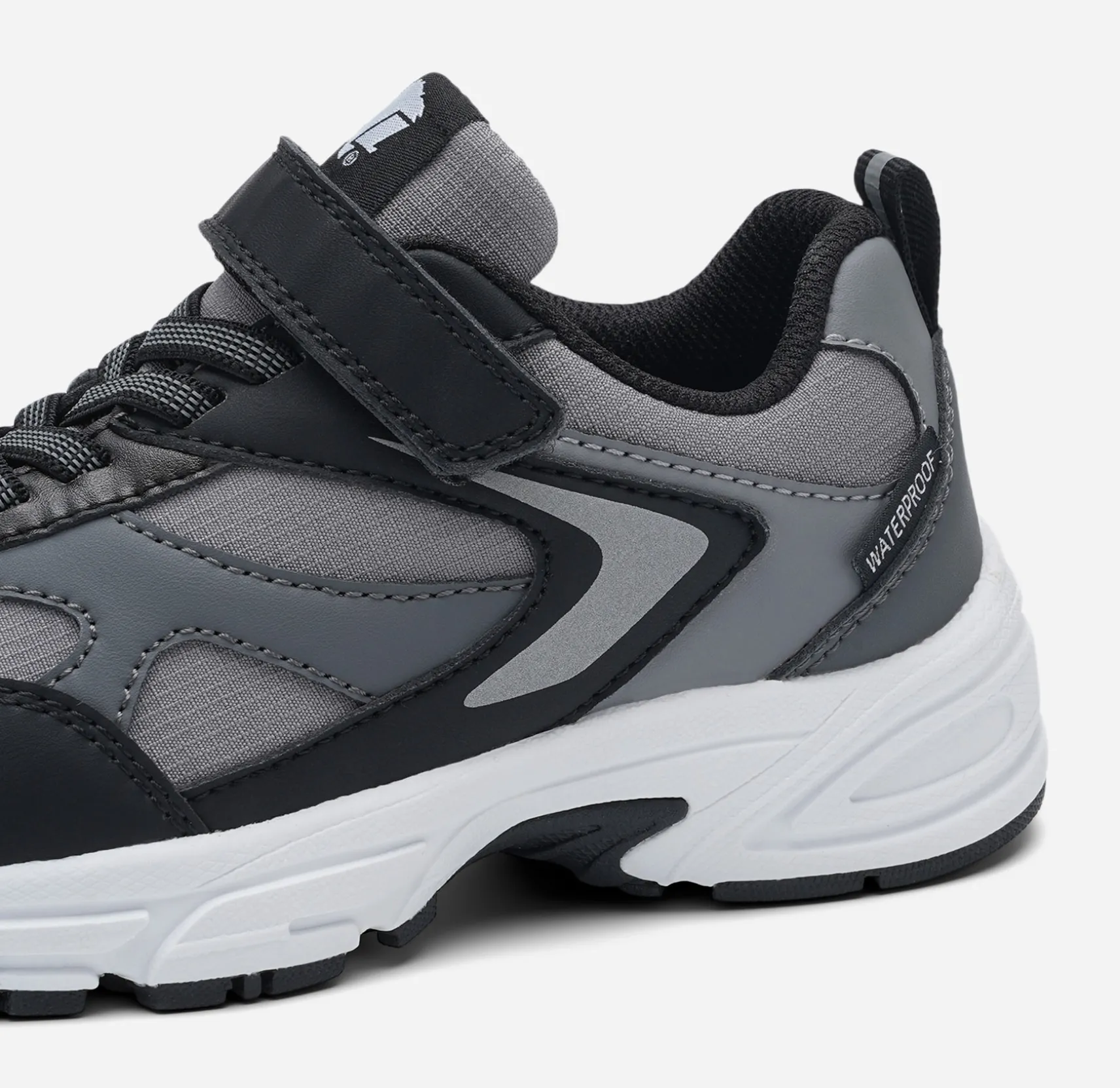 LEJON, Sneakers waterproof
