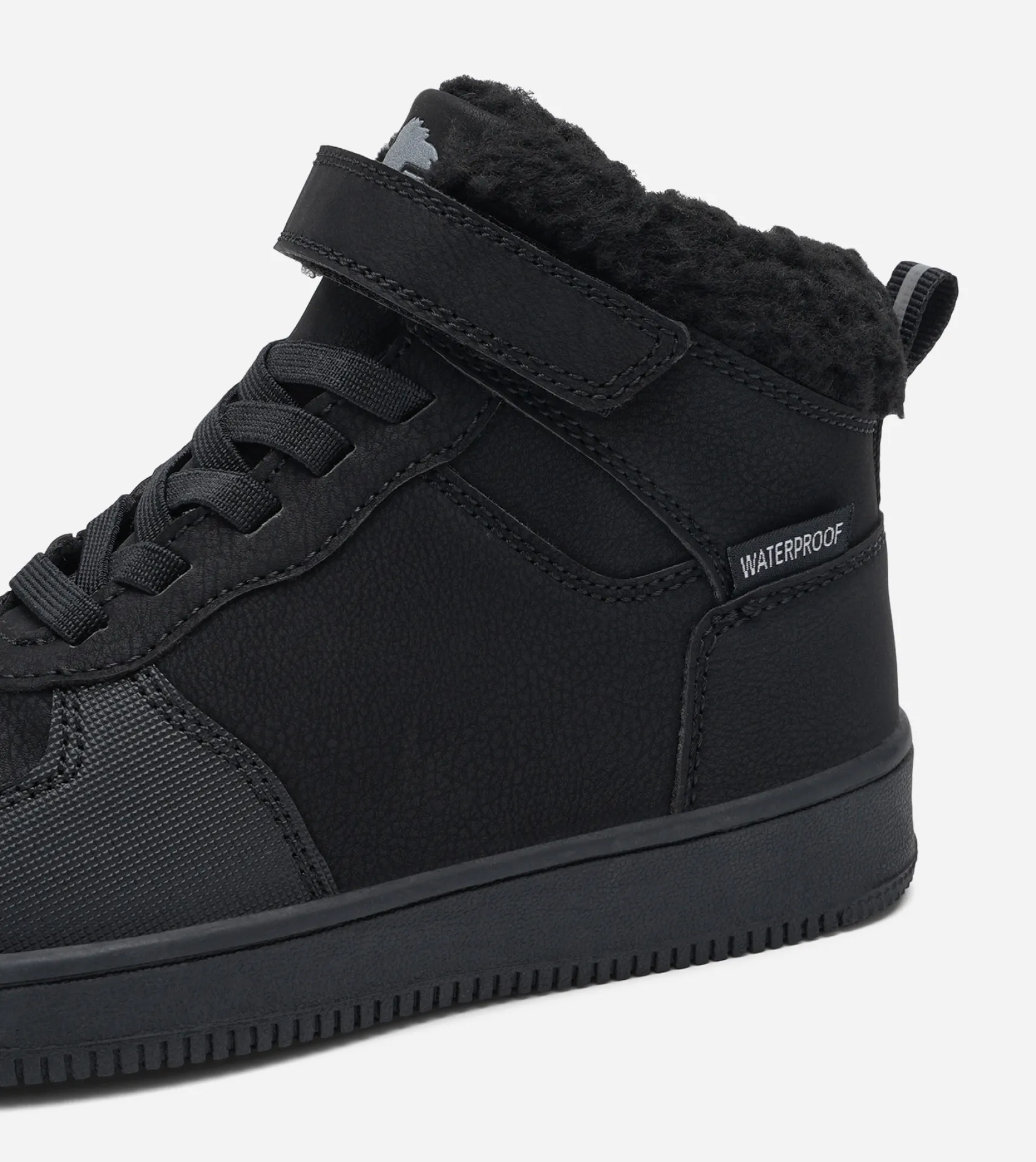 LEJON, Varmfodrade höga sneakers waterproof