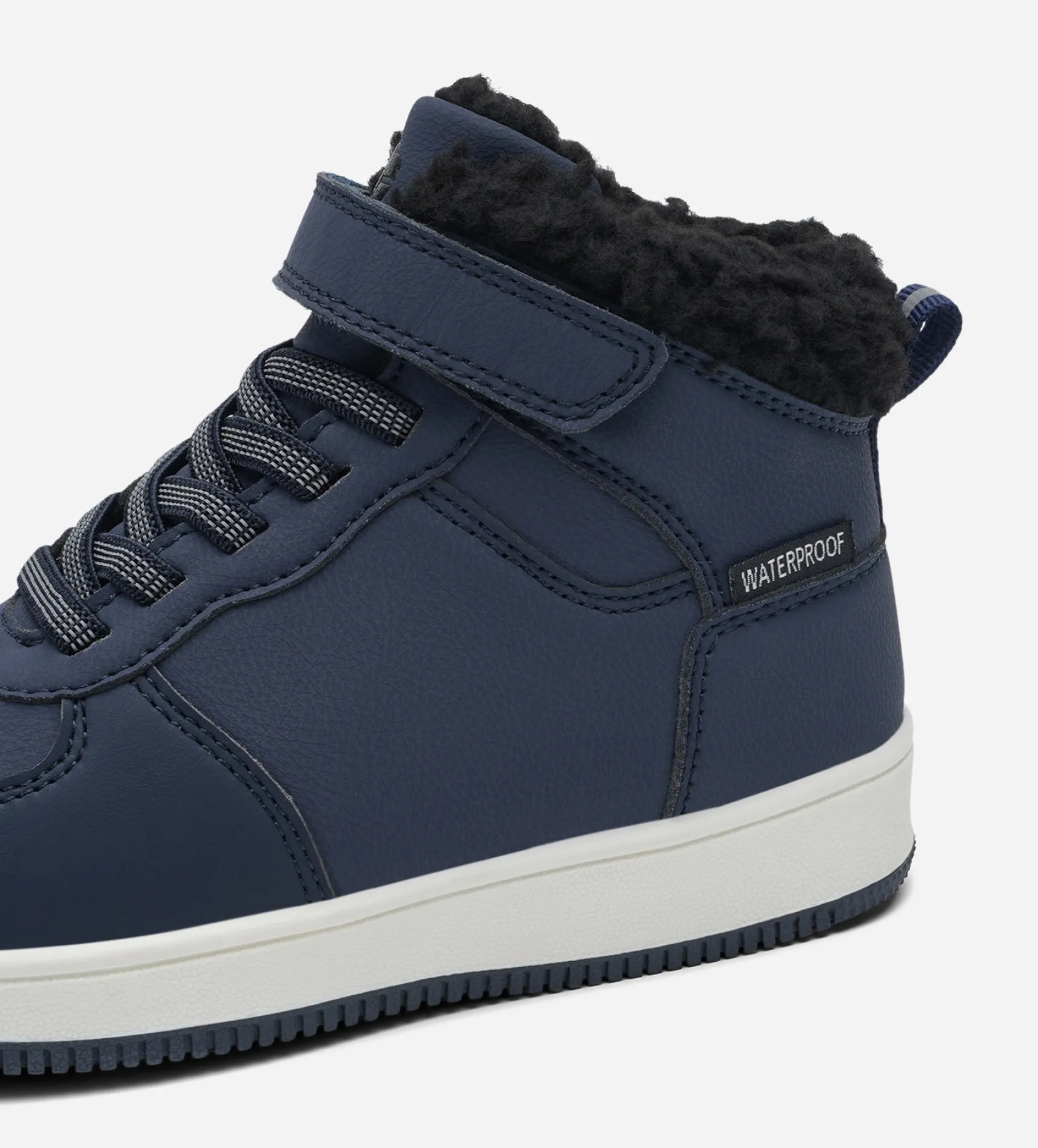 LEJON, Varmfodrade höga sneakers waterproof