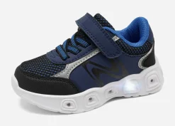 Mino, Blinkande sneakers