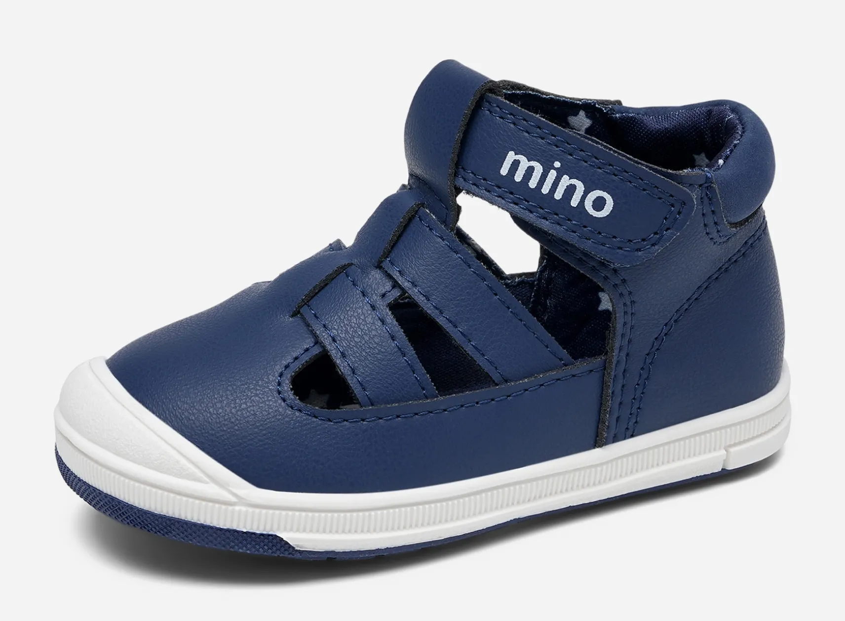 Mino, Sandal med täckt tå