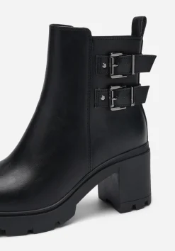 VOX, Boots med spänne