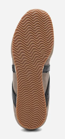 VOX, Sneakers