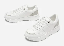 VOX, Sneakers