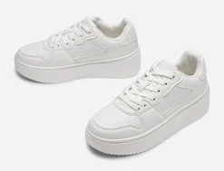VOX, Sneakers