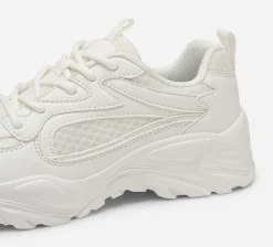 VOX, Sneakers