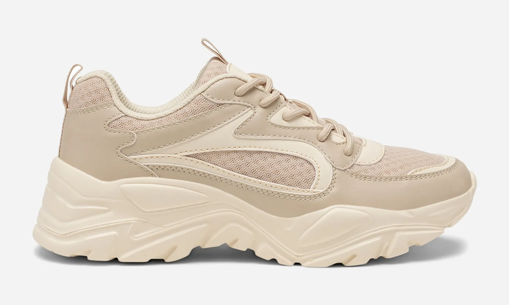 VOX, Sneakers